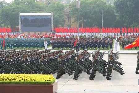 Quân đội Nhân dân Việt Nam phát huy truyền thống anh hùng, từng bước tiến lên chính quy, hiện đại