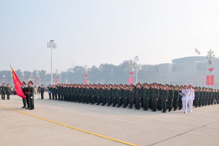 Học viên Khóa 54 Học viện Kỹ thuật Quân sự,  tốt nghiệp năm 2023 báo công dâng Bác